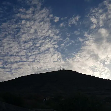 Fathill فندق غراناديا دي أبونا